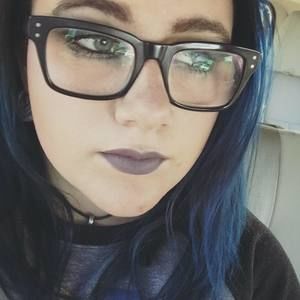 Meet your Posher, Lynn